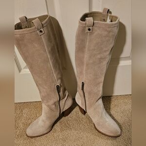 UGG womens leather suede boots size 10 (New)
